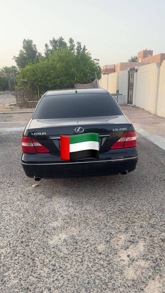 2004 Lexus LS 430