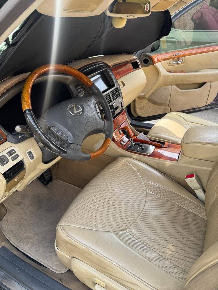 2004 Lexus LS 430 thumbnail 5