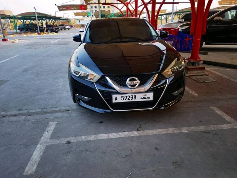 2016 Nissan Maxima thumbnail 2