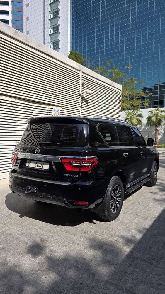2024 Nissan Patrol thumbnail 5