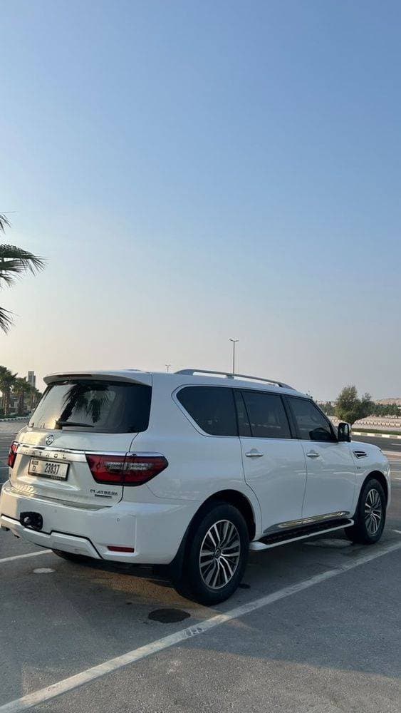 2021 Nissan Patrol thumbnail 2