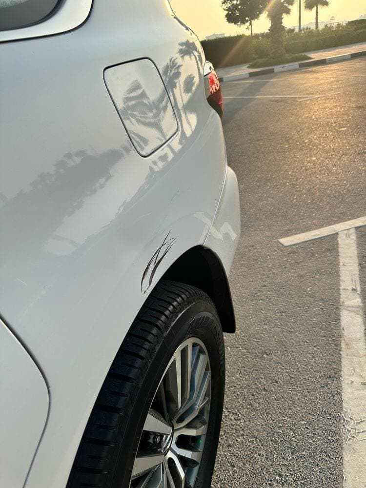 2021 Nissan Patrol thumbnail 4