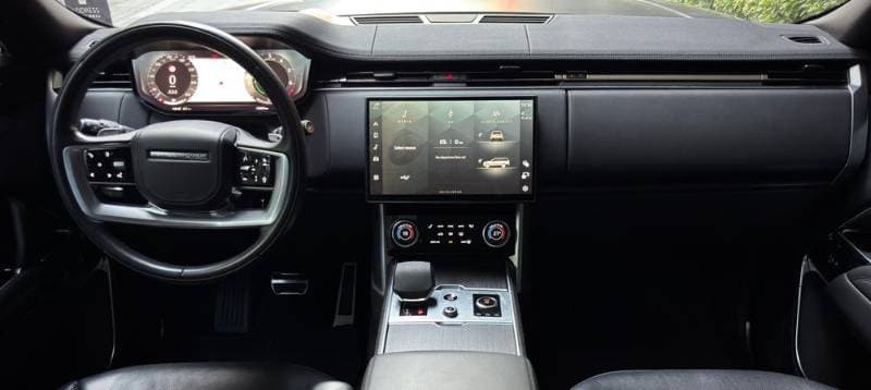 2023 Land Rover Range Rover thumbnail 4