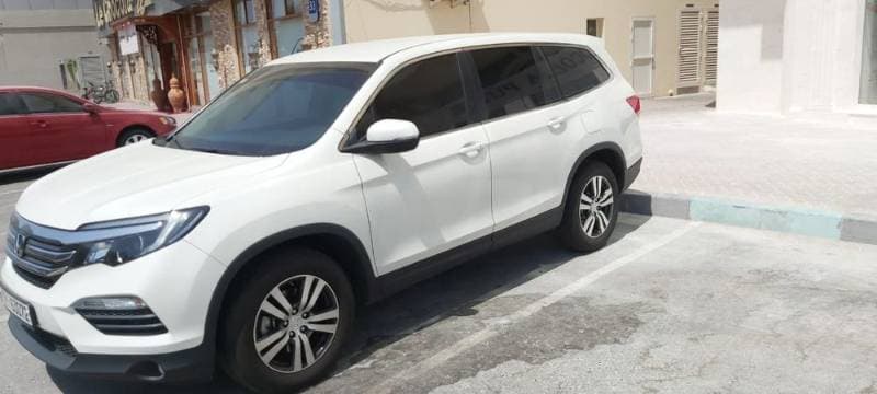 2018 Honda Pilot thumbnail 2