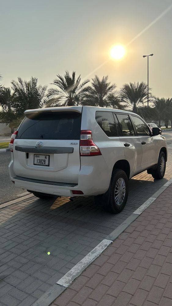2014 Toyota Land Cruiser Prado thumbnail 3