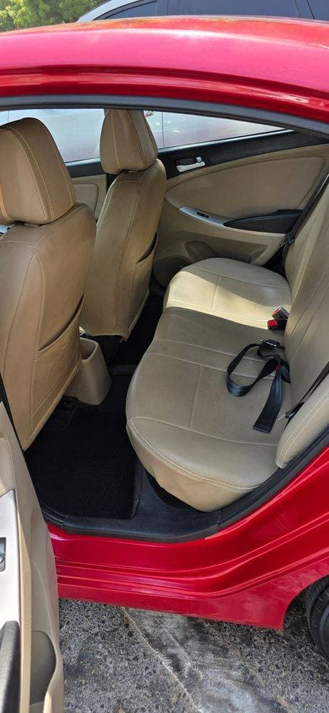 2015 Hyundai Accent thumbnail 5