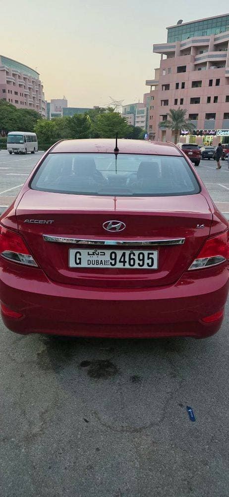 2015 Hyundai Accent thumbnail 4