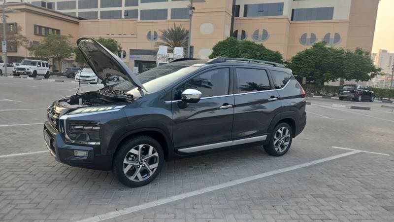 2024 Mitsubishi Xpander Cross thumbnail 2