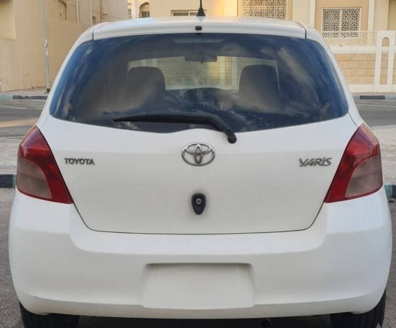 2007 Toyota Yaris thumbnail 3