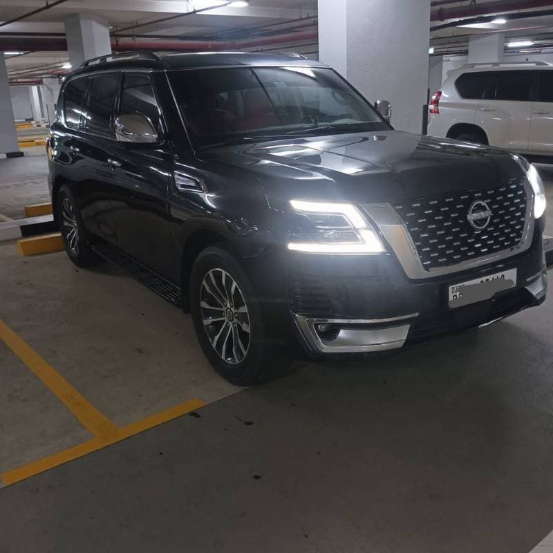 2020 Nissan Armada thumbnail 3