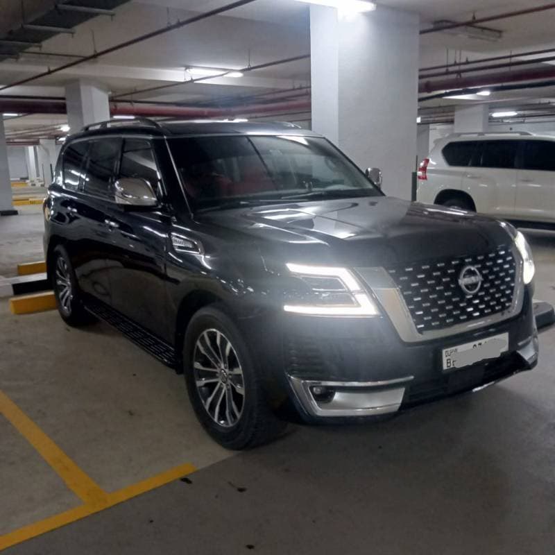 2020 Nissan Armada thumbnail 2