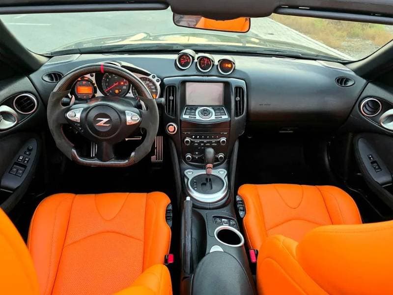 2010 Nissan 370Z thumbnail 2