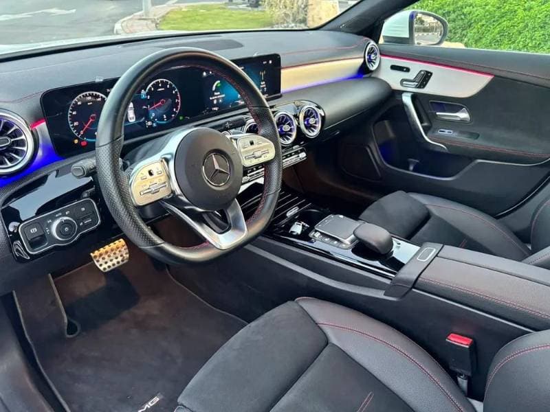 2023 Mercedes-Benz CLA-Class thumbnail 2