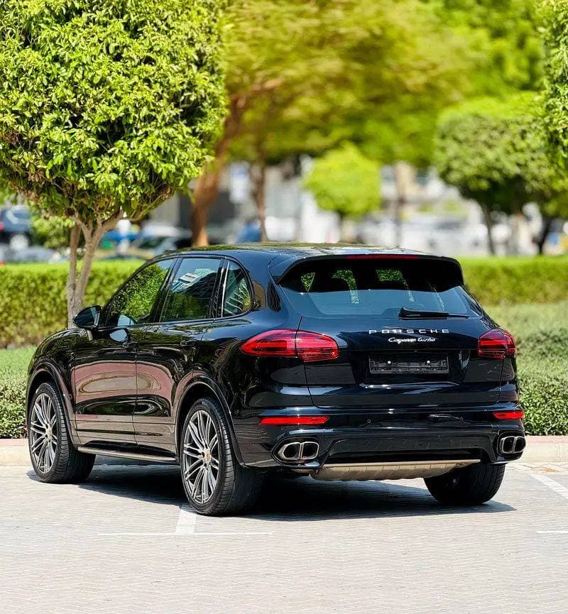 2015 Porsche Cayenne Coupe