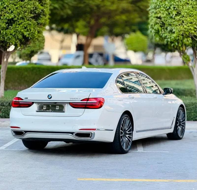 2016 BMW 7 Series thumbnail 2