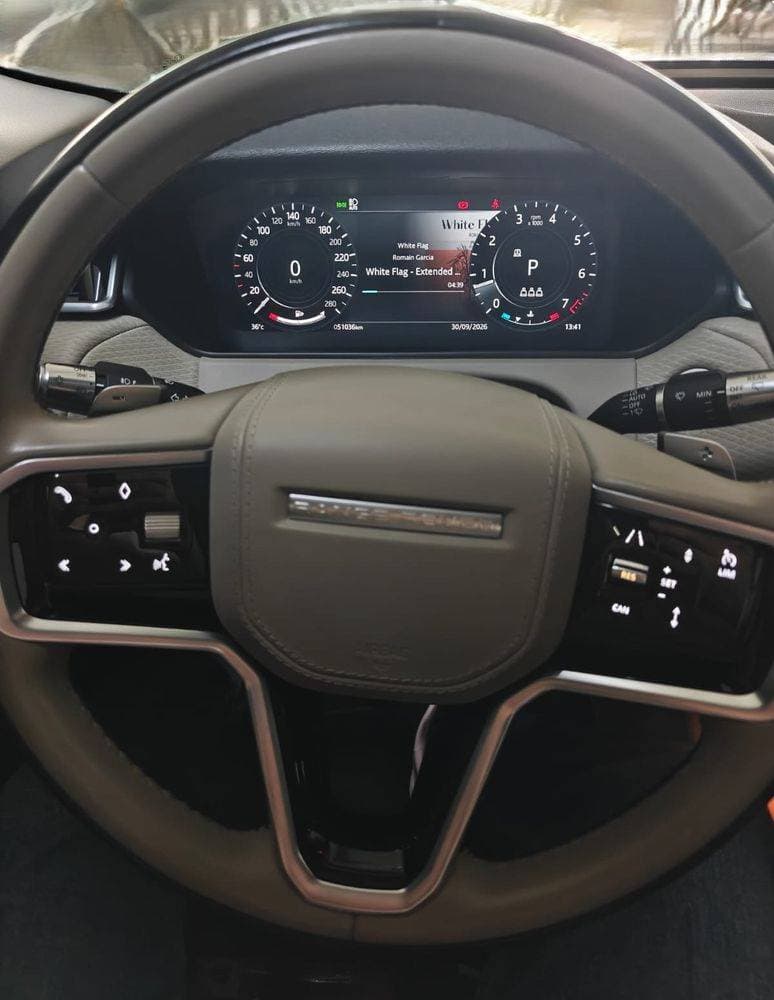 2022 Land Rover Range Rover Velar thumbnail 4