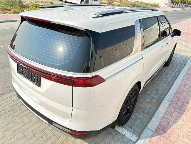 2024 Kia Carnival thumbnail 2