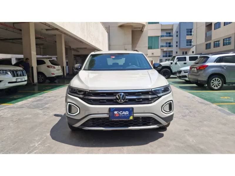 2023 Volkswagen T-Roc thumbnail 2