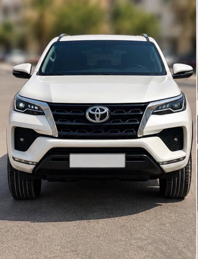 2021 Toyota Fortuner thumbnail 2