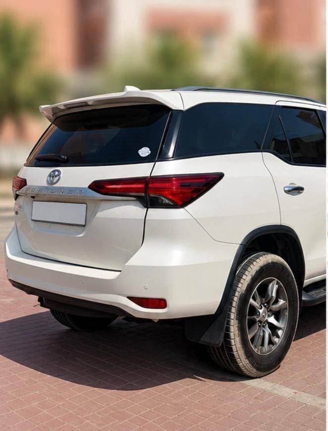 2021 Toyota Fortuner thumbnail 3