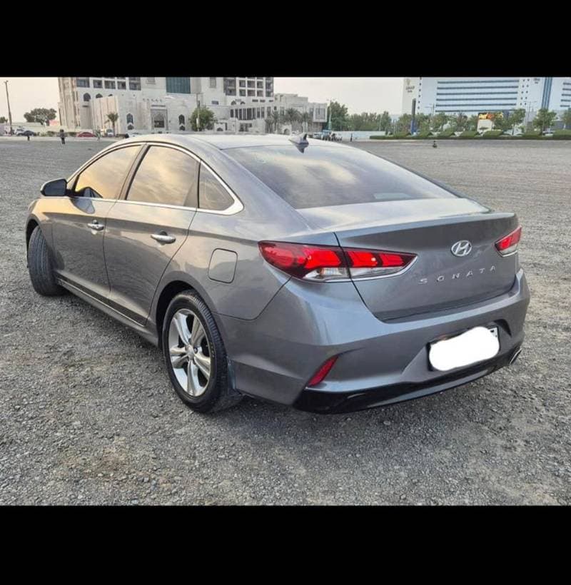 2018 Hyundai Sonata thumbnail 2