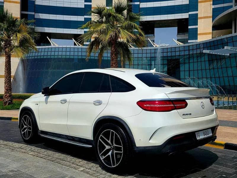 2018 Mercedes-Benz GLE-Class thumbnail 3