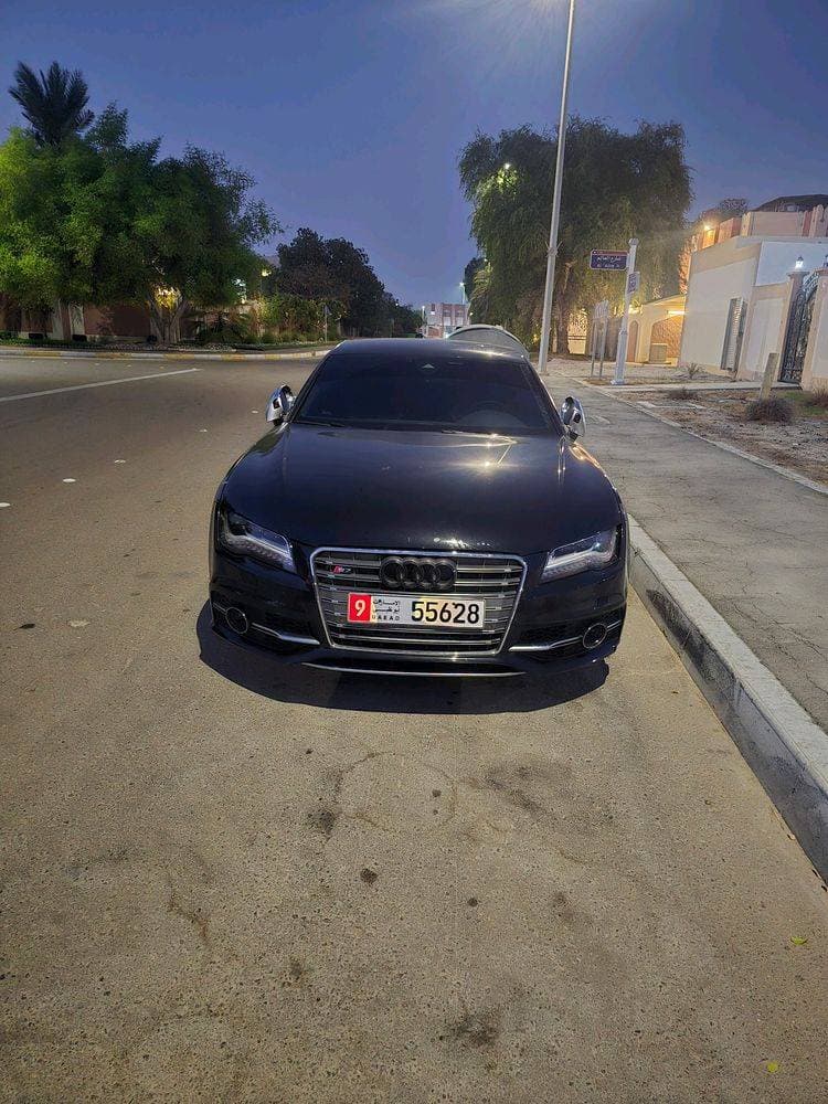 2014 Audi S7 thumbnail 2