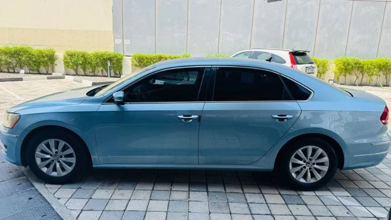 2013 Volkswagen Passat thumbnail 2