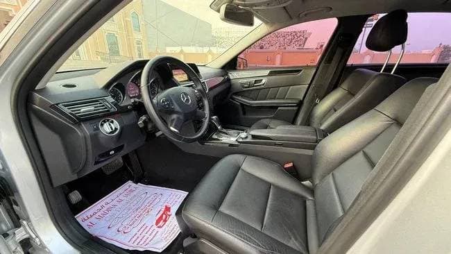 2011 Mercedes-Benz E-Class thumbnail 3