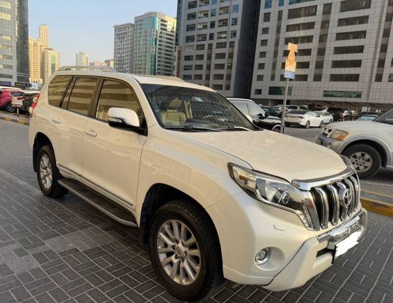 2017 Toyota Land Cruiser Prado thumbnail 4