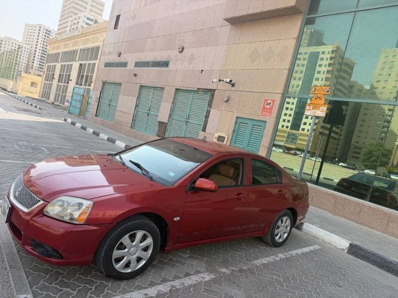 2012 Mitsubishi Galant thumbnail 4