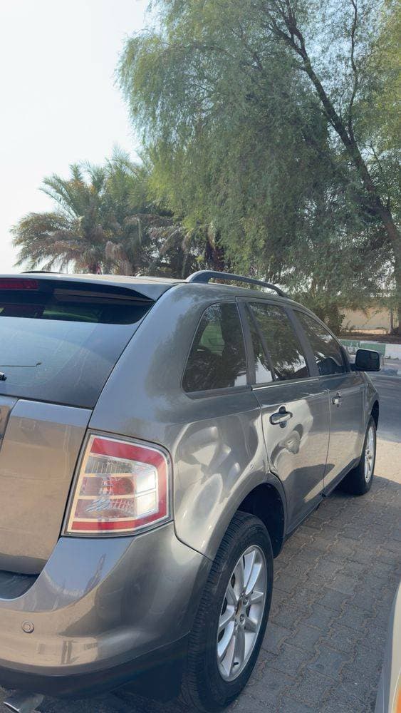 2010 Ford Edge thumbnail 3