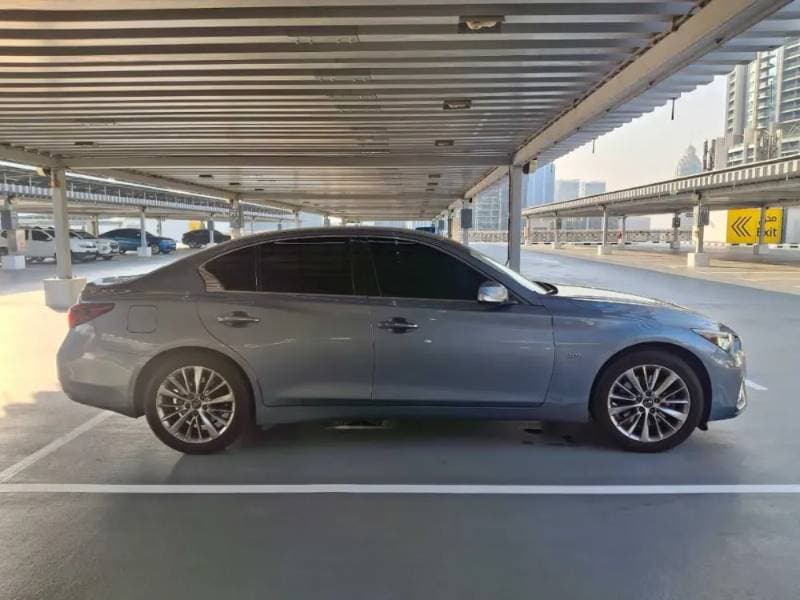 2018 Infiniti Q50 thumbnail 3