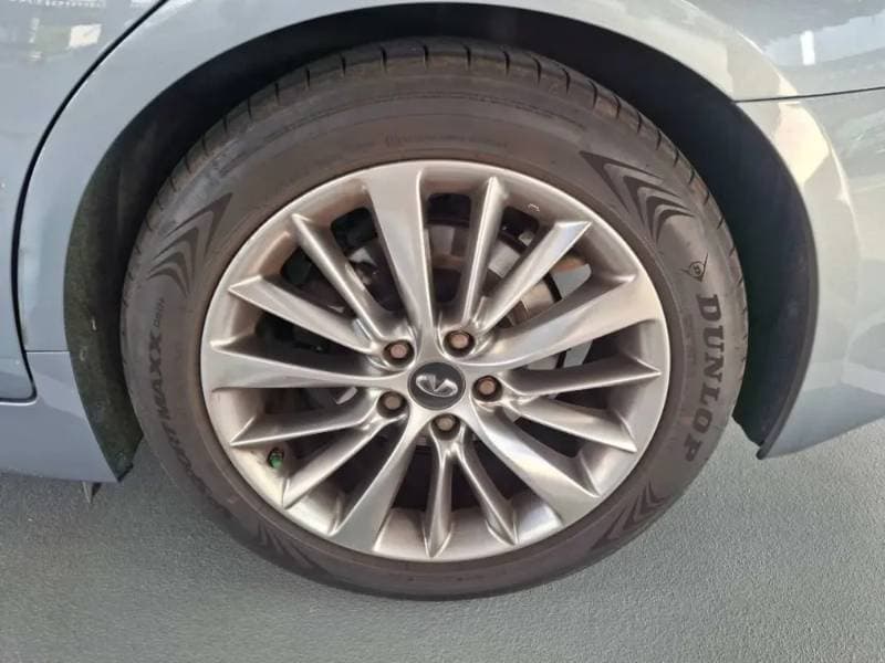 2018 Infiniti Q50 thumbnail 9