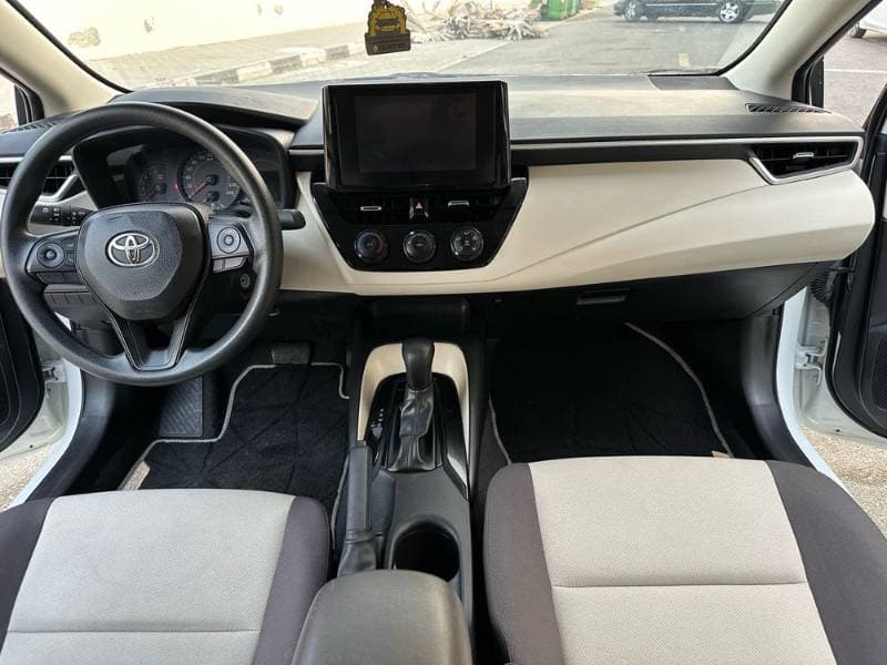 2025 Toyota Corolla thumbnail 5