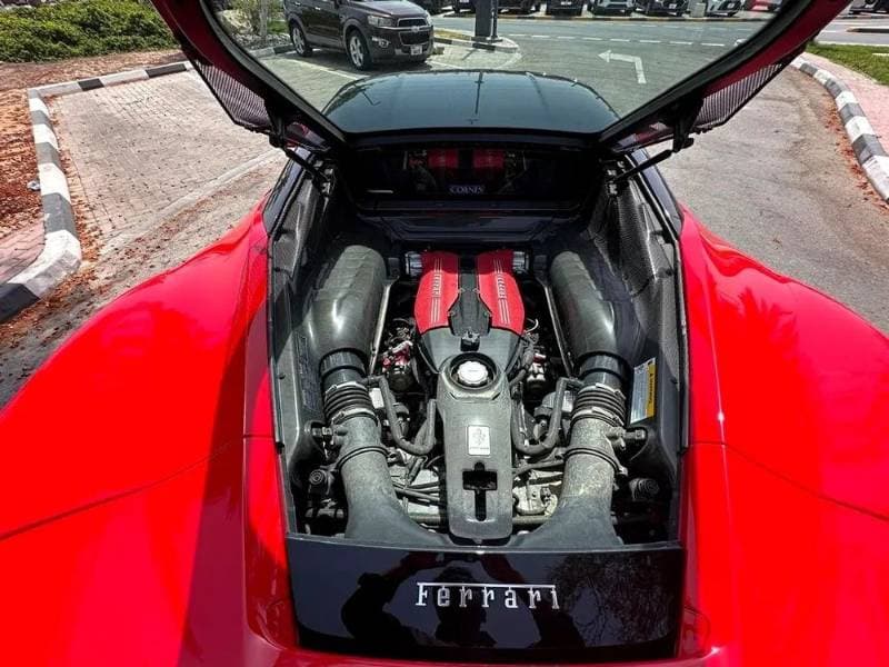 2017 Ferrari 488 GTB thumbnail 4