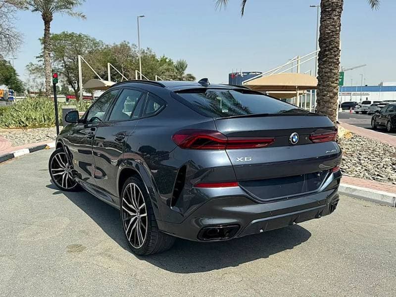 2020 BMW X6 M thumbnail 2