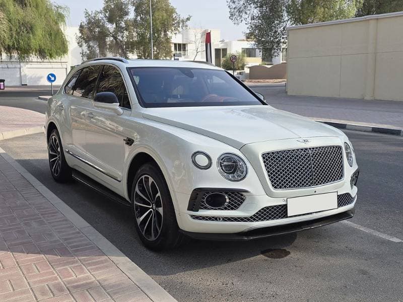 2017 Bentley Bentayga thumbnail 2