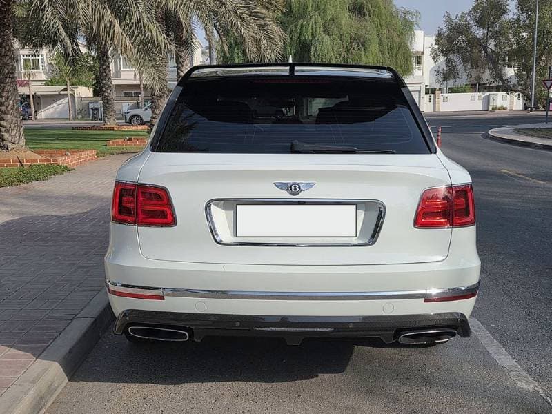 2017 Bentley Bentayga thumbnail 7