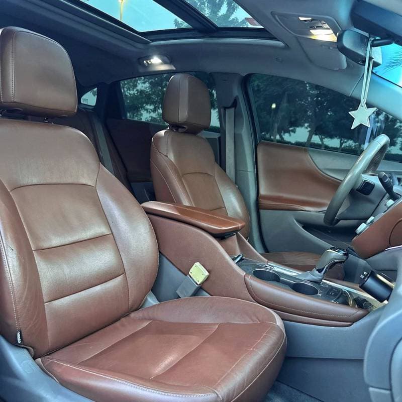 2017 Chevrolet Malibu thumbnail 4