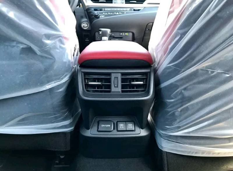 2021 Lexus ES thumbnail 4