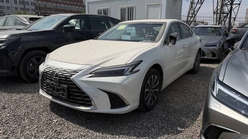 2026 Lexus ES 350