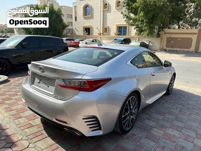 2016 Lexus RC F thumbnail 4