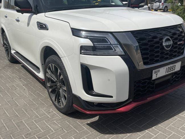 2019 Nissan Patrol thumbnail 2