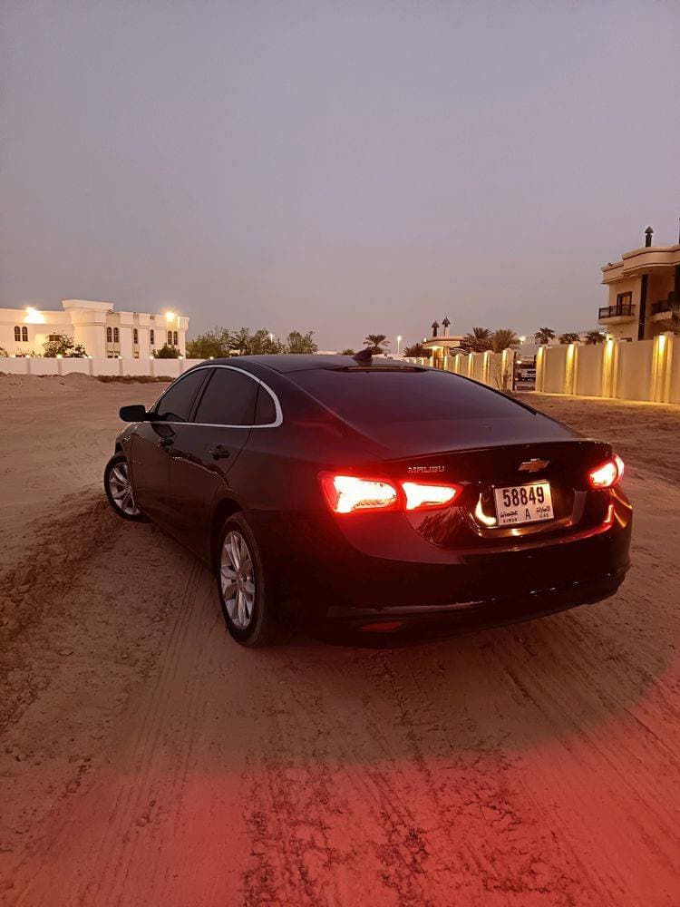 2020 Chevrolet Malibu thumbnail 3