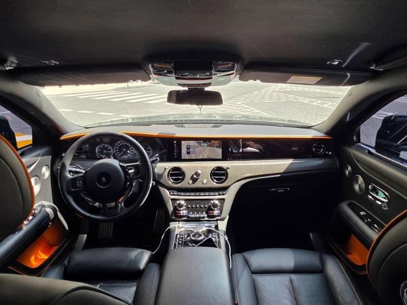 2023 Rolls Royce Ghost thumbnail 2
