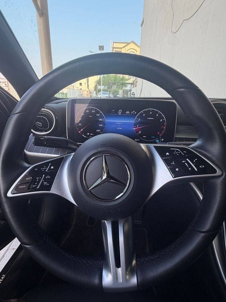 2024 Mercedes-Benz C-Class thumbnail 2