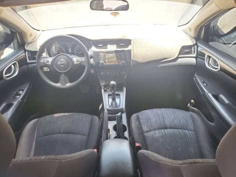 2017 Nissan Sentra thumbnail 3