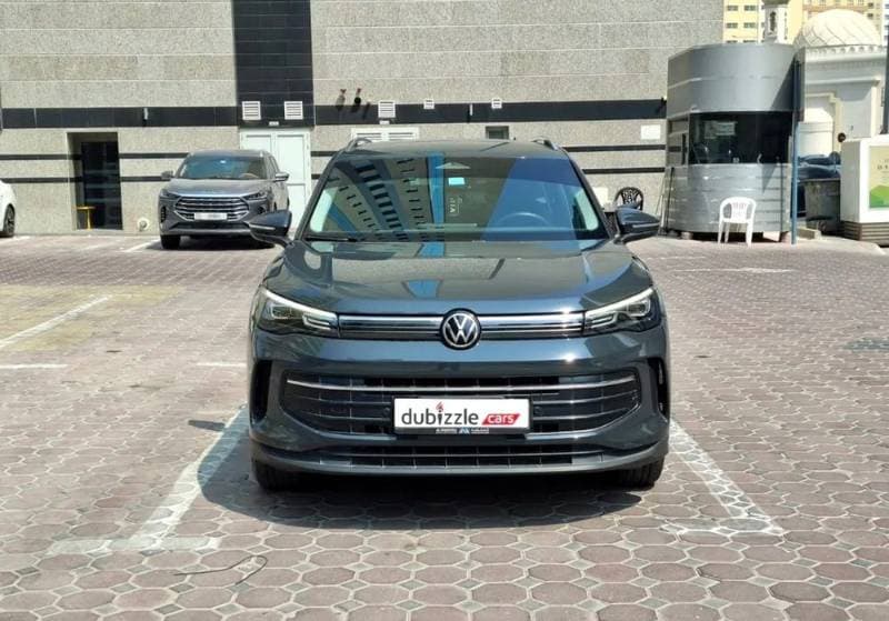 2026 Volkswagen Tiguan thumbnail 2