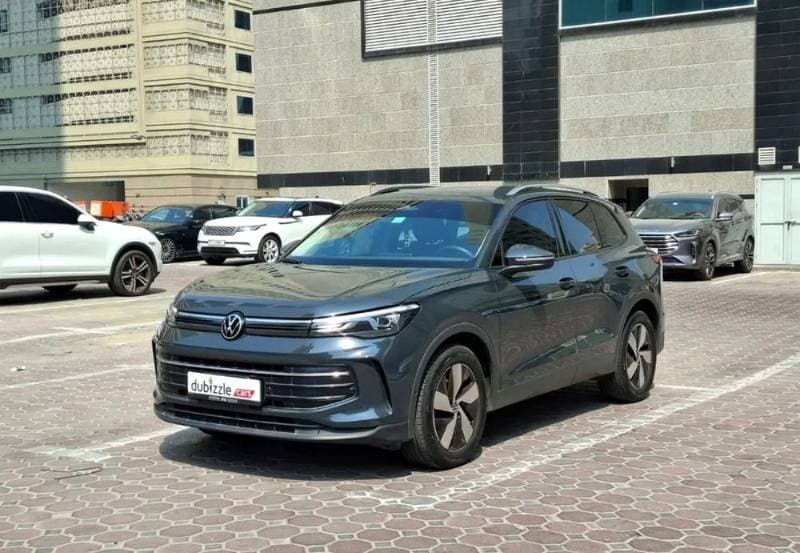 2026 Volkswagen Tiguan thumbnail 3